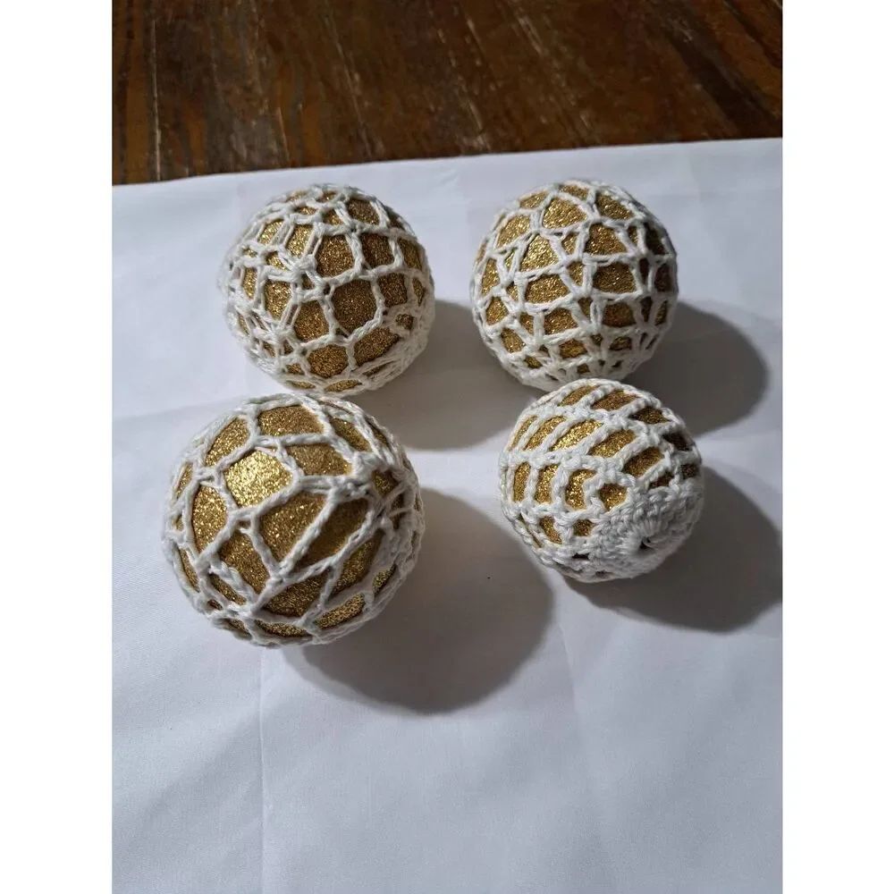 4 Vintage Gold Metallic Christmas Balls with Crochet Covers Table Vase Decor